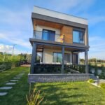 peyzaj-calismasi-150x150 peyzaj-calismasi-150x150 çift katlı çelik villa İZMİR, HABİB BEY- ÇİFT KATLI ÇELİK VİLLA UYGULAMAMIZ peyzaj calismasi 150x150